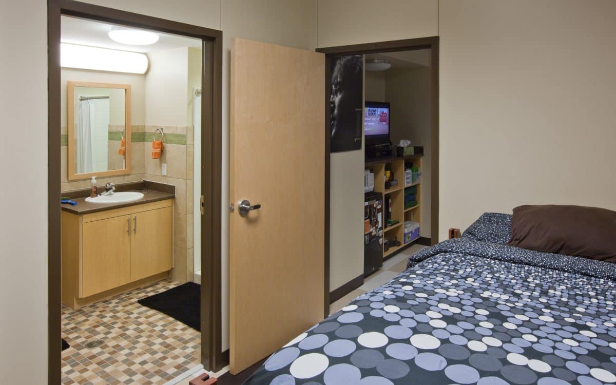 ut dallas housing tour