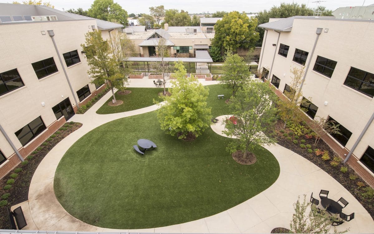 An aerial view of a courtyard in an office building.